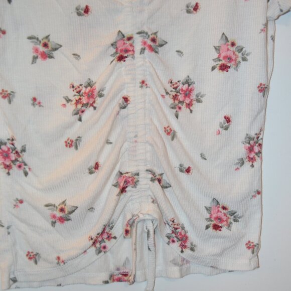 Soft Tender Corduroy Texture Fabric White Red-Green Floral V-Neck Tie-Down Top S - Picture 9 of 9